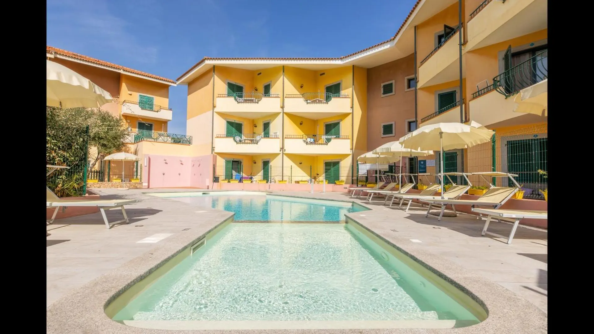 Apartment Quaint Residence I Mirti Bianchi N6978 Santa Teresa Gallura