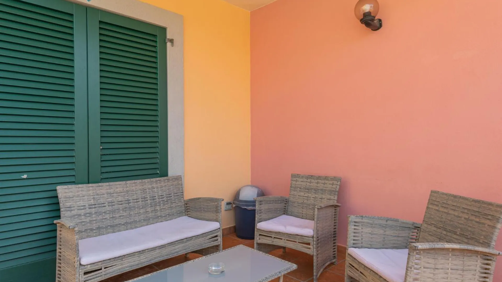 Quaint Residence I Mirti Bianchi N6978 Santa Teresa Gallura 0*,