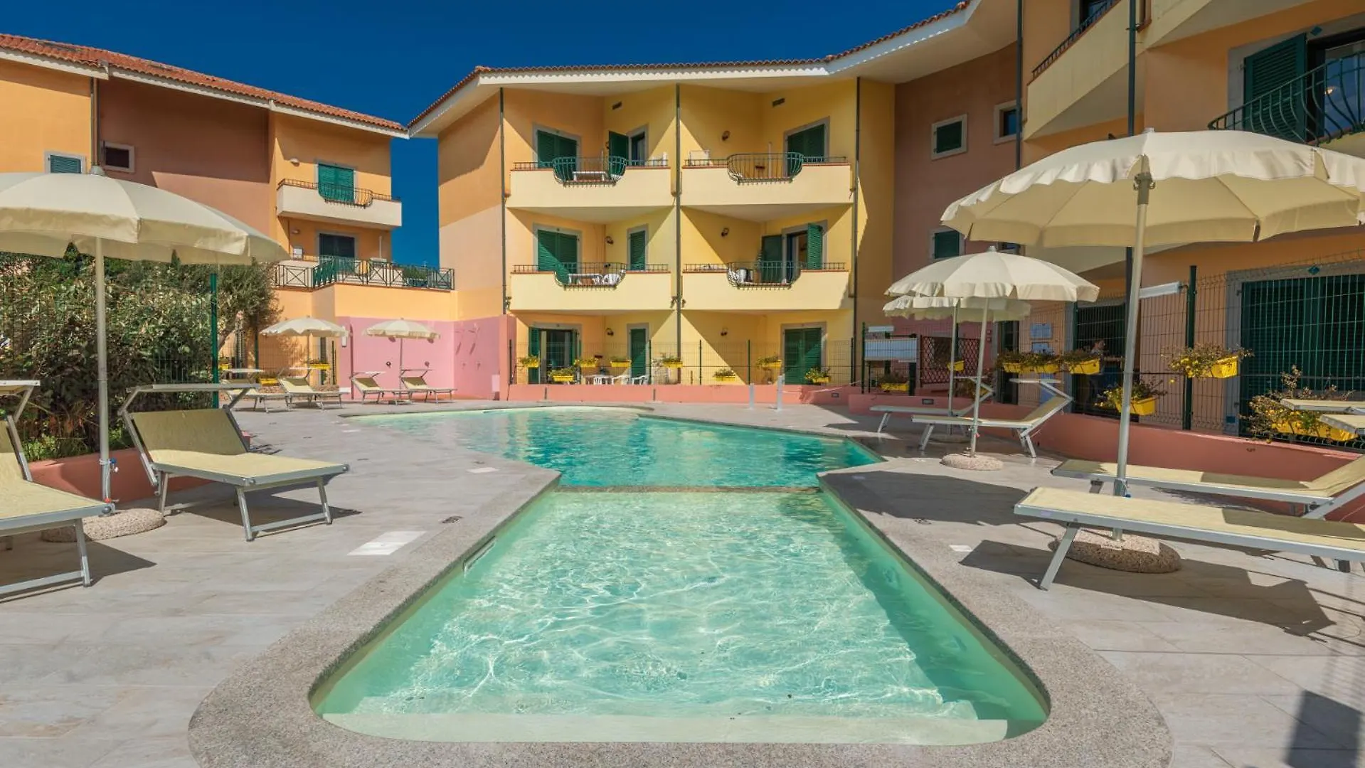 Quaint Residence I Mirti Bianchi N6978 Santa Teresa Gallura 0*,